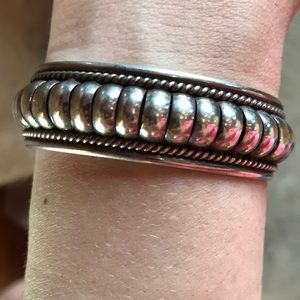Beautiful detailed sterling silver bracelet